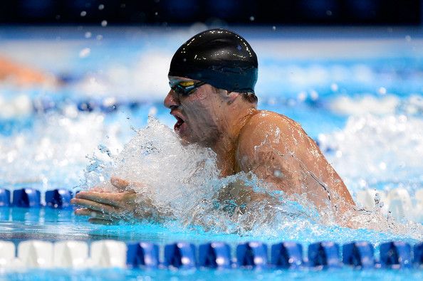 Brendan Hansen gana y clasifica para Londres Natación
