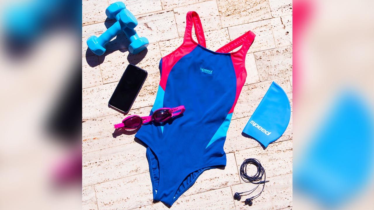 equipamiento de natacion