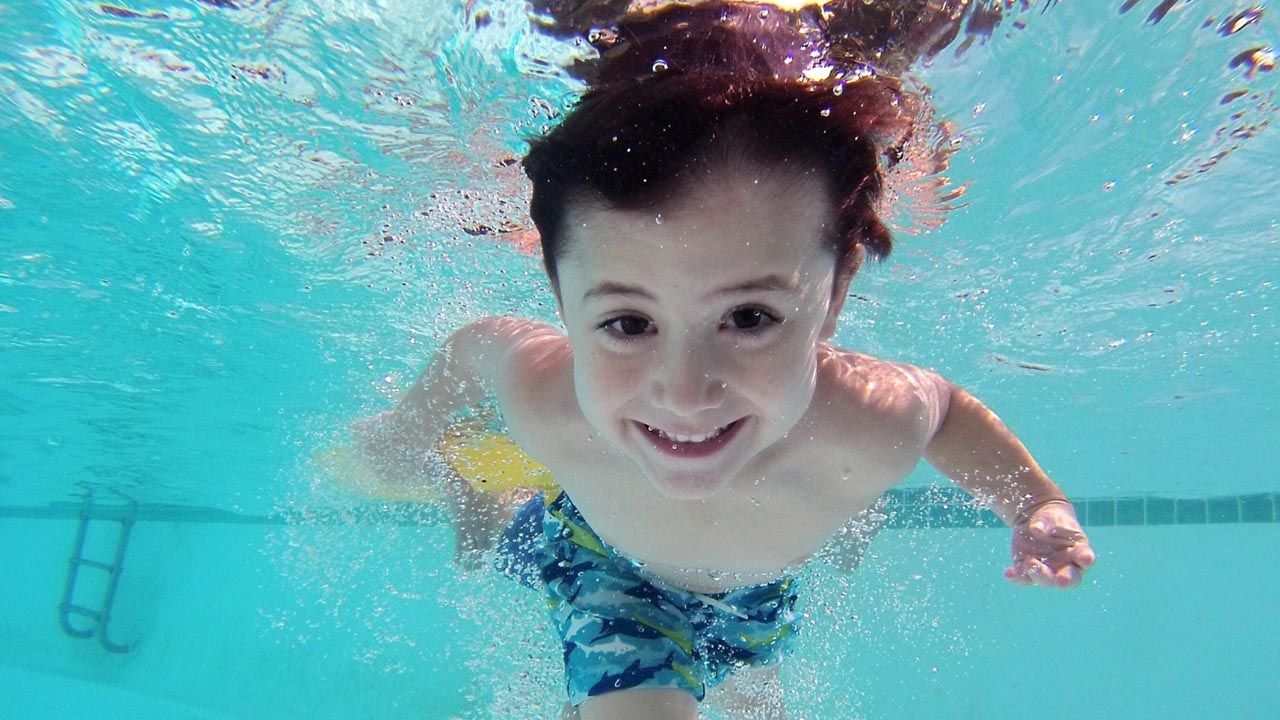 natacion es buena para el asma